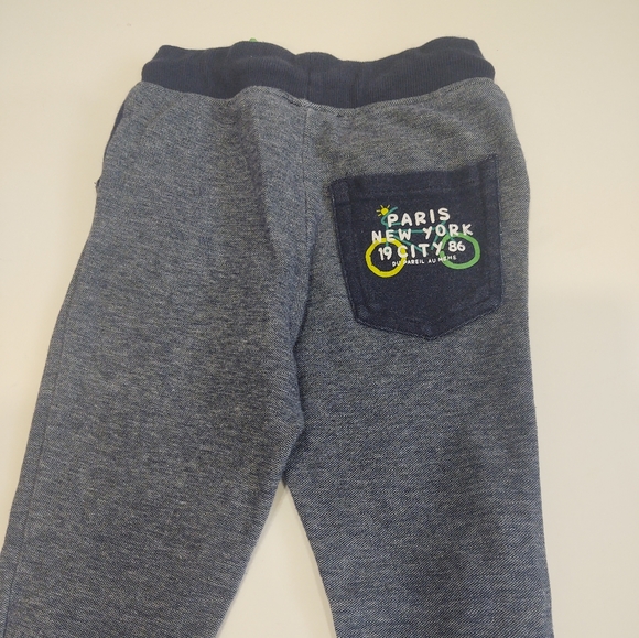 Set of Boys Pants - Picture 5 of 6